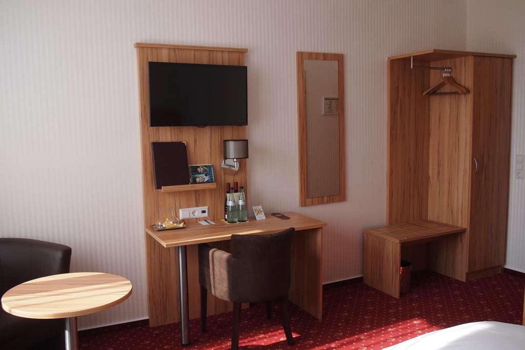 Hotel am Bad Tübingen Zimmer foto