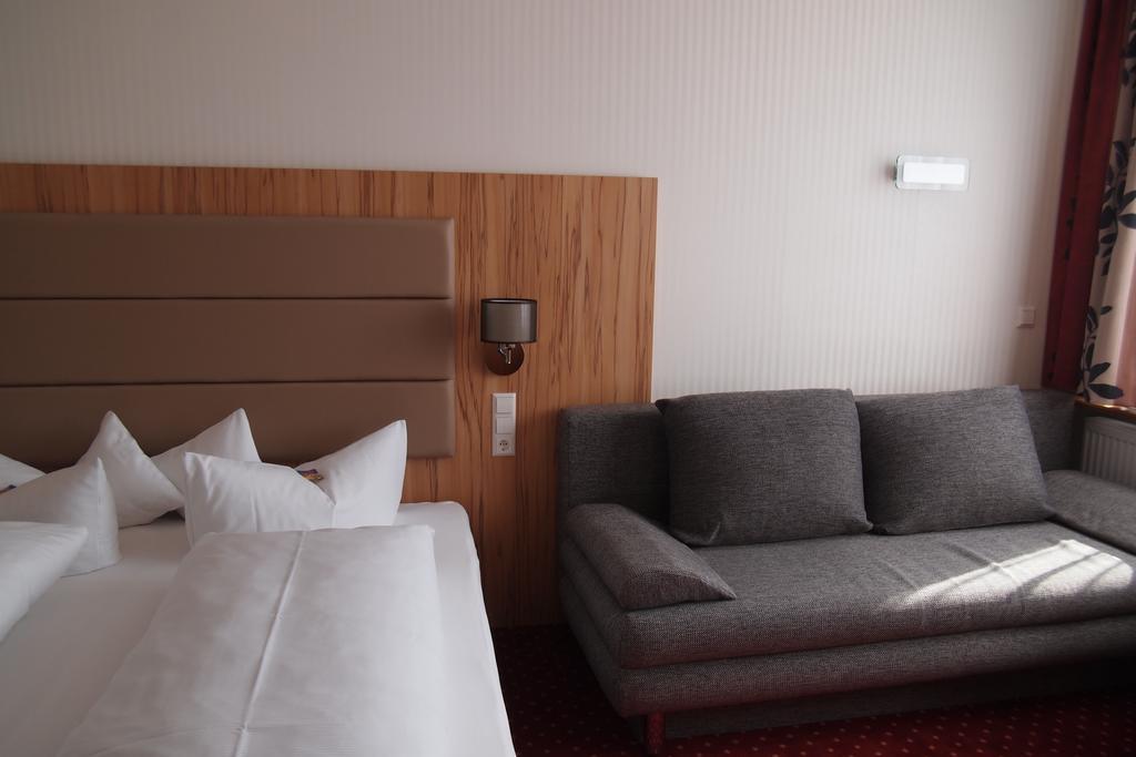 Hotel am Bad Tübingen Zimmer foto